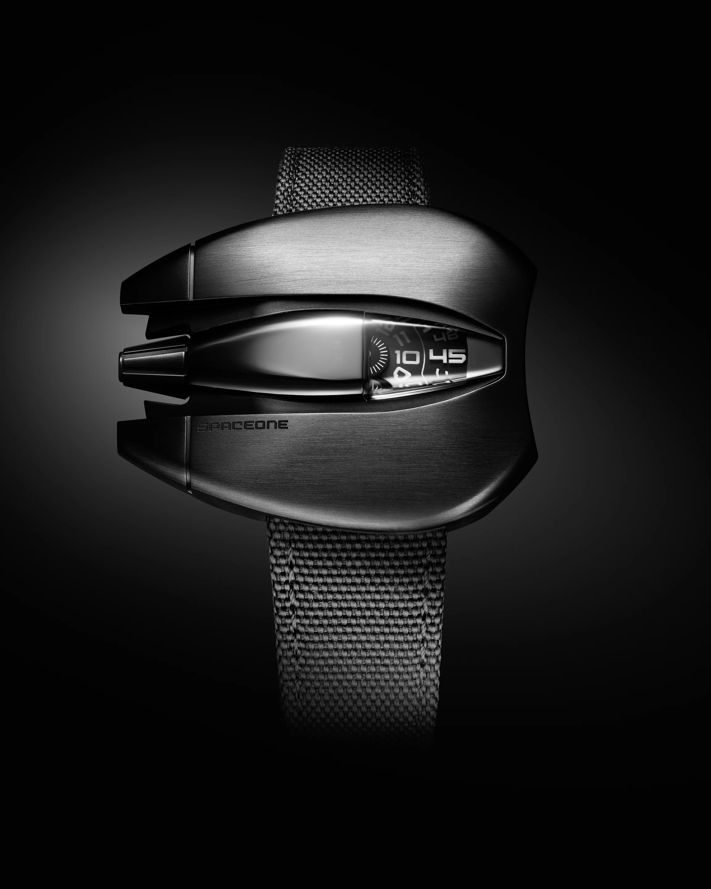 SpaceOne Black Steel Jumping hour