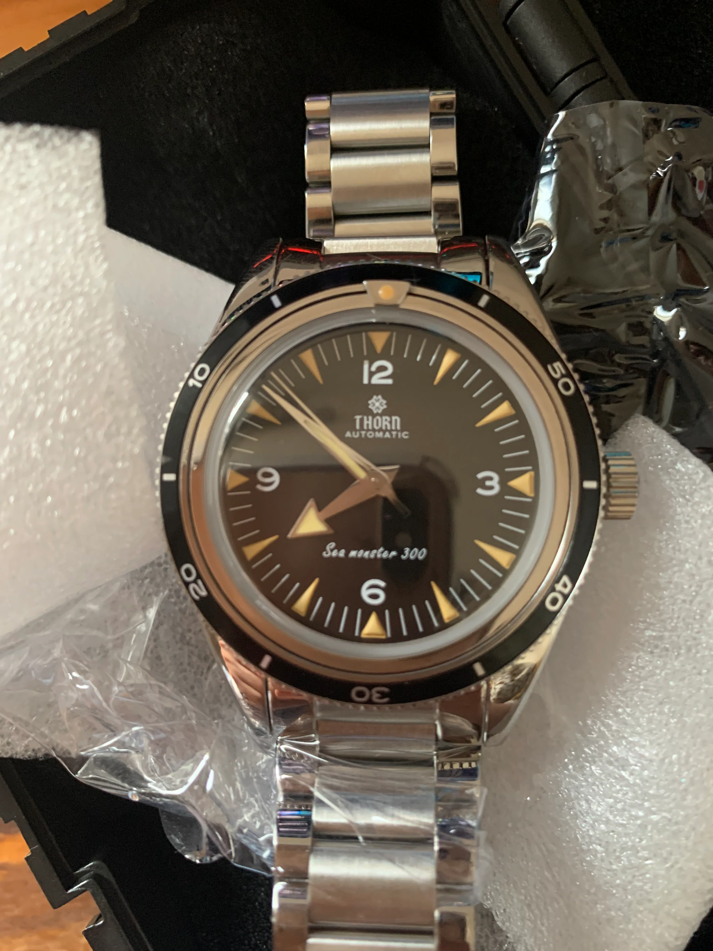Thorn ★EU Pre-Owned★Thorn T026B 38mm Vintage Diver (Bezel Slightly Misaligned)