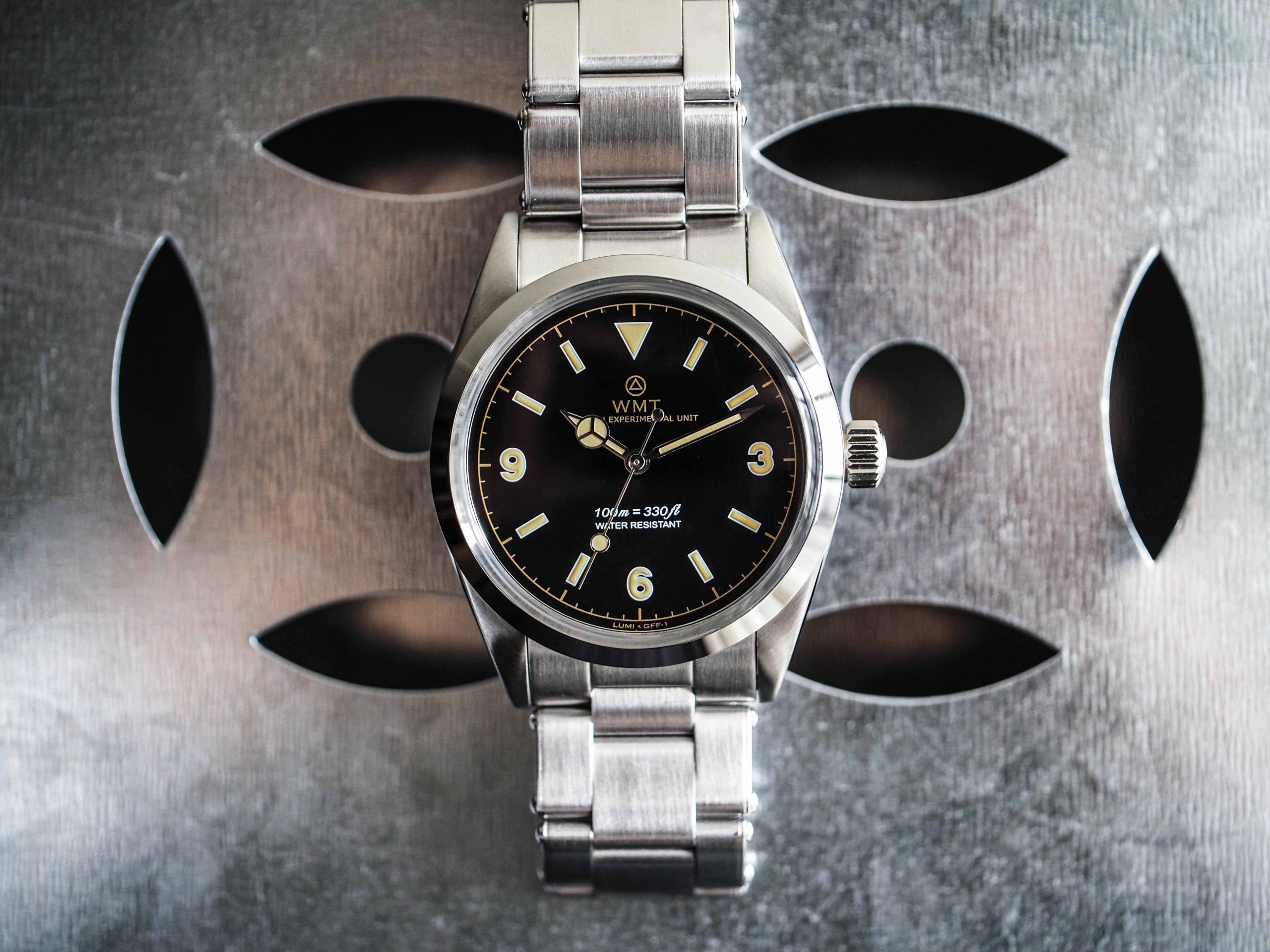 WMT Watches Barracuda – Black Dial Edition / Metal Bracelet + Leather Strap Set