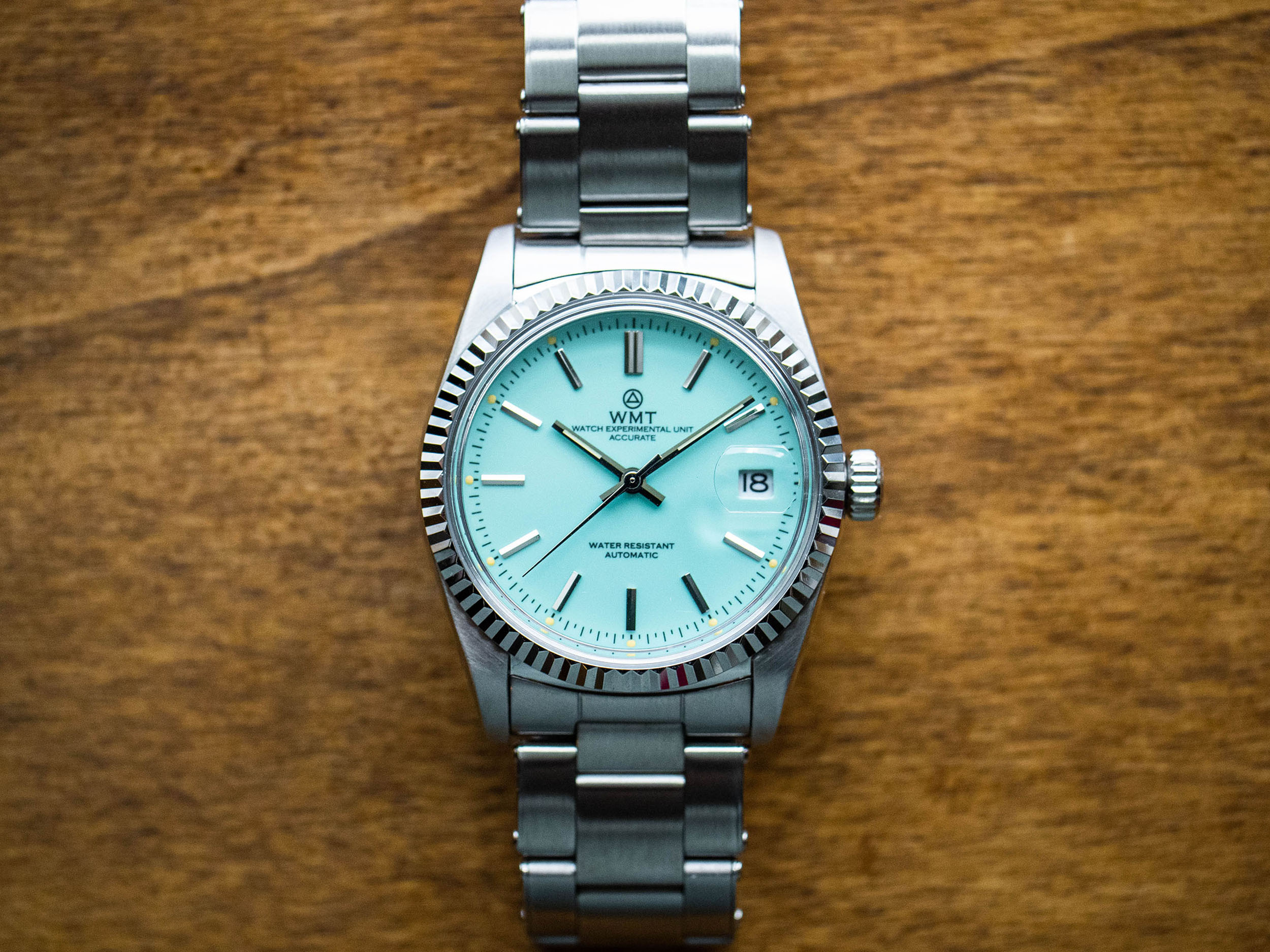 WMT Watches Cabochon – Glossy Turquoise Dial