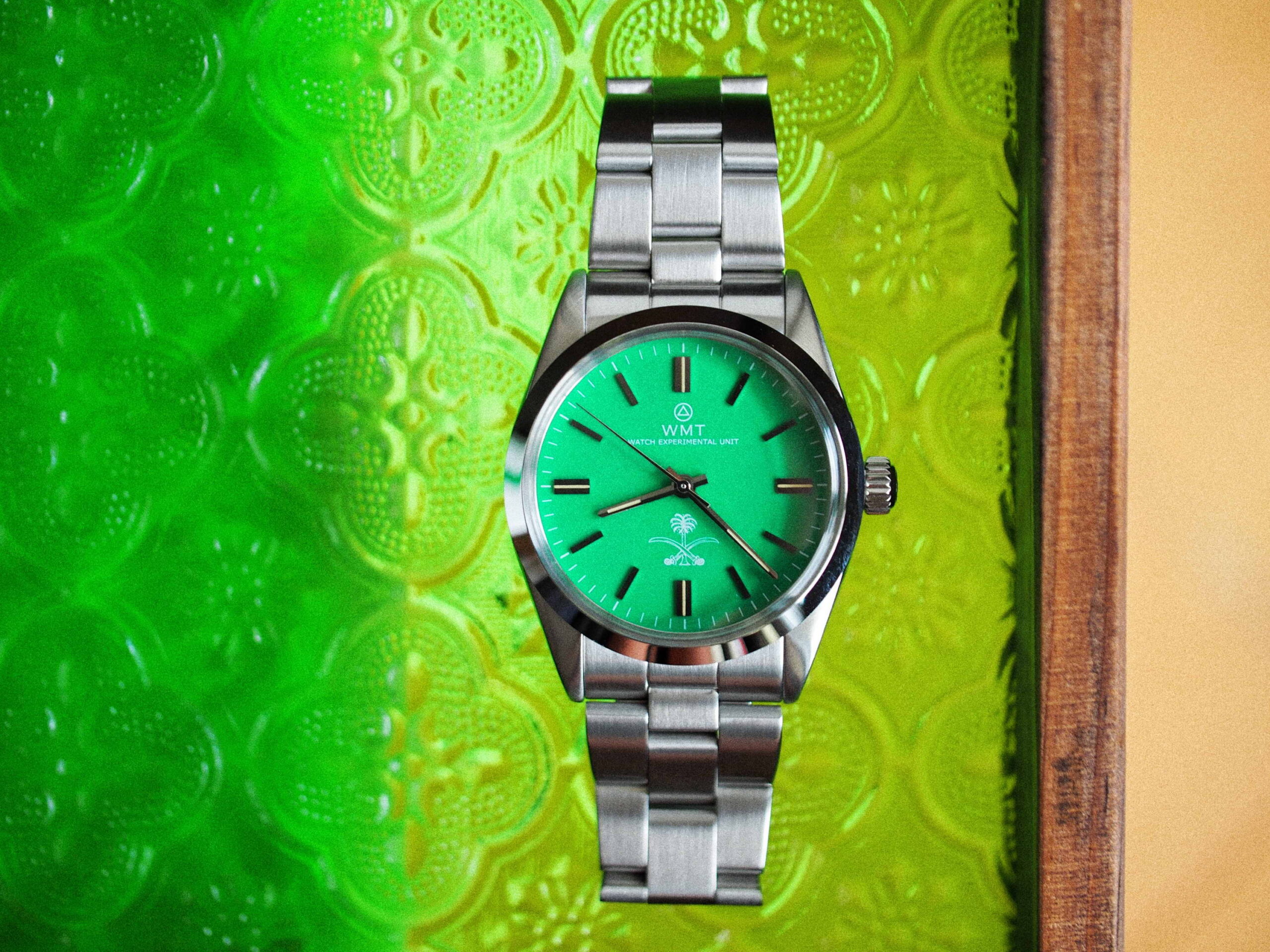 WMT Watches Barracuda – Saudi Arabia Special Edition / Green Dial / Metal Bracelet + Leather Strap Set