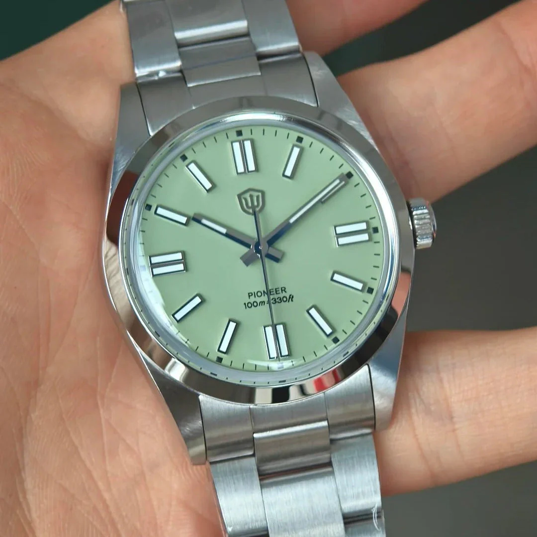 Thorn Watchdives WD1016B 37mm Pioneer VH31 Men Watch