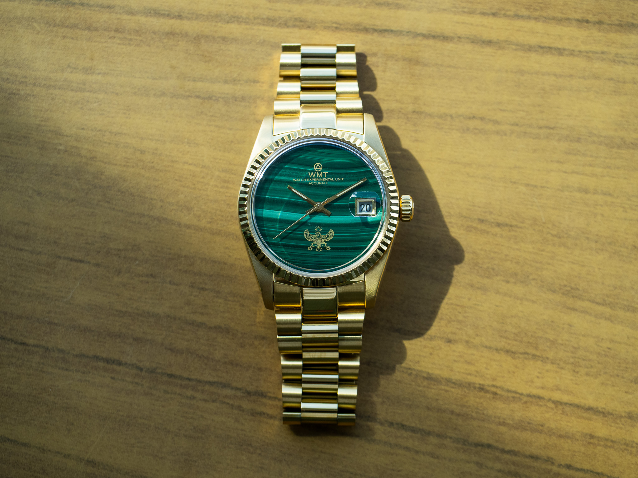 WMT Watches Cabochon – Malachite Stone / Falcon / Gold Plating Edition