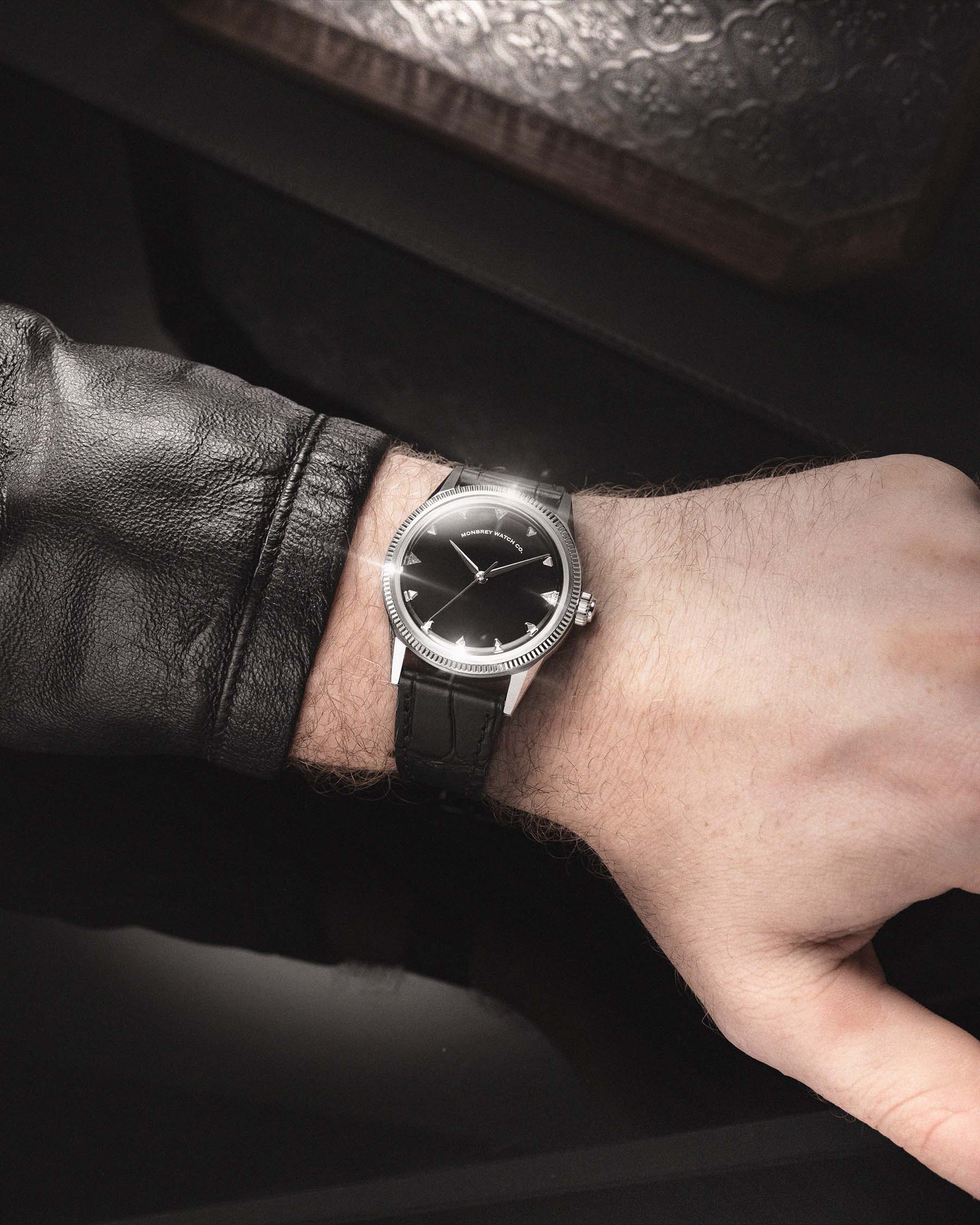 Monbrey P1 - Natural Onyx Stone with Lab-grown Diamonds
