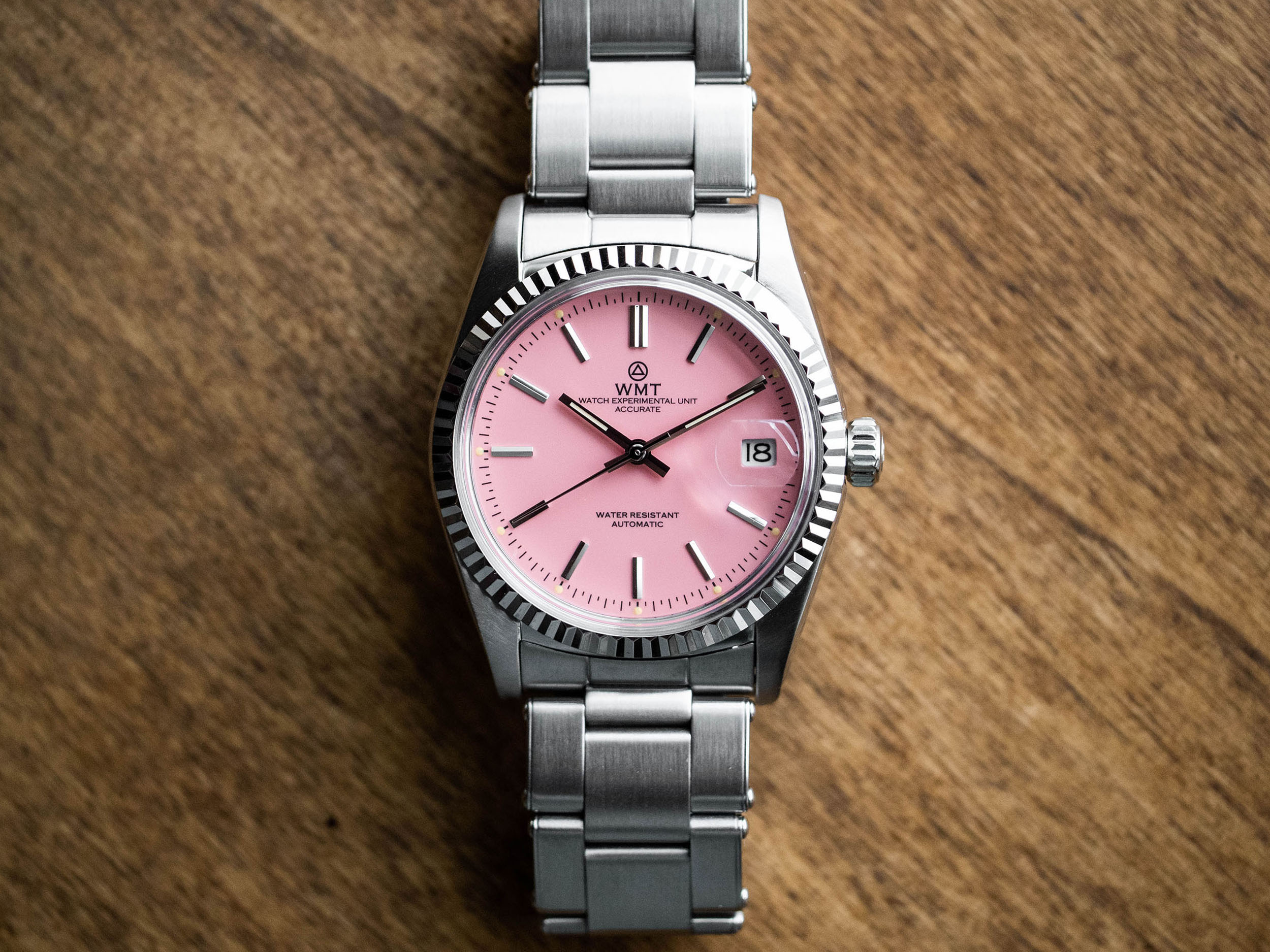 WMT Watches Cabochon – Glossy Pink Dial