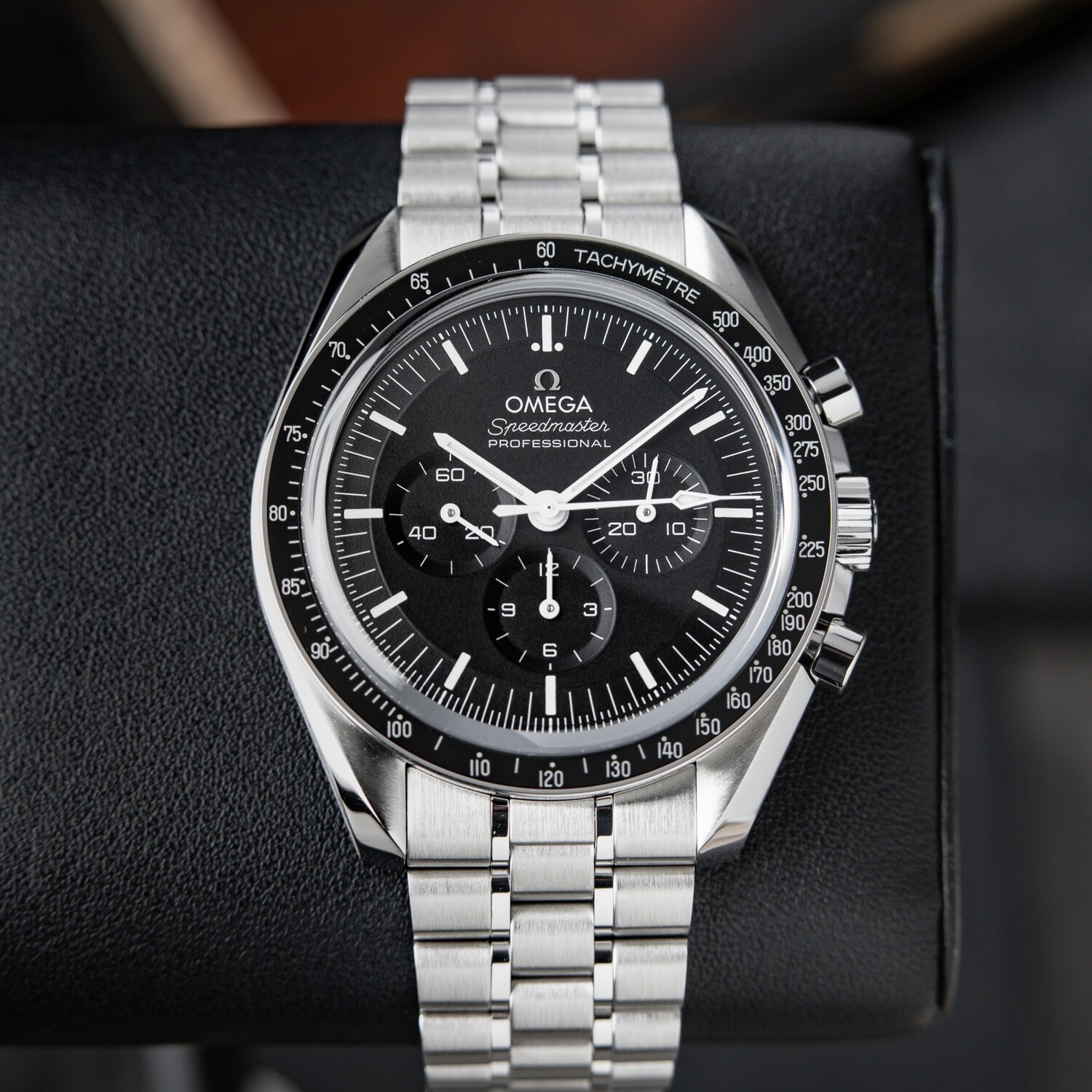 Omega Speedmaster Moonwatch